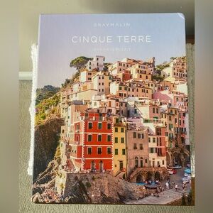 Gray Malin Coastal Village Puzzle